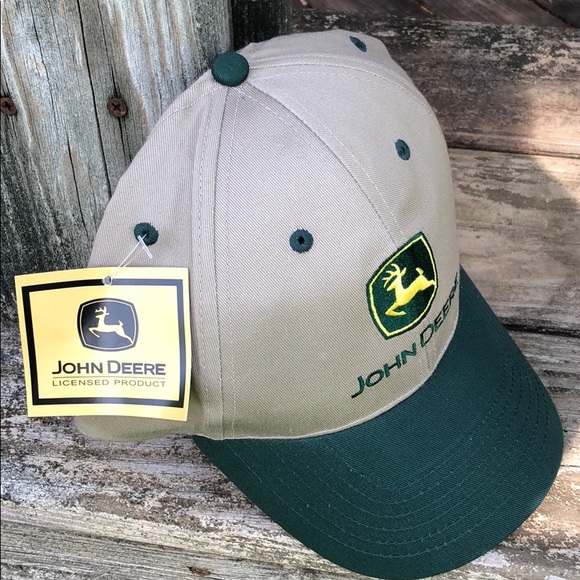 JOHN DEERE NEW WITH TAGS ADJUSTABLE CAP - Picture 3 of 3